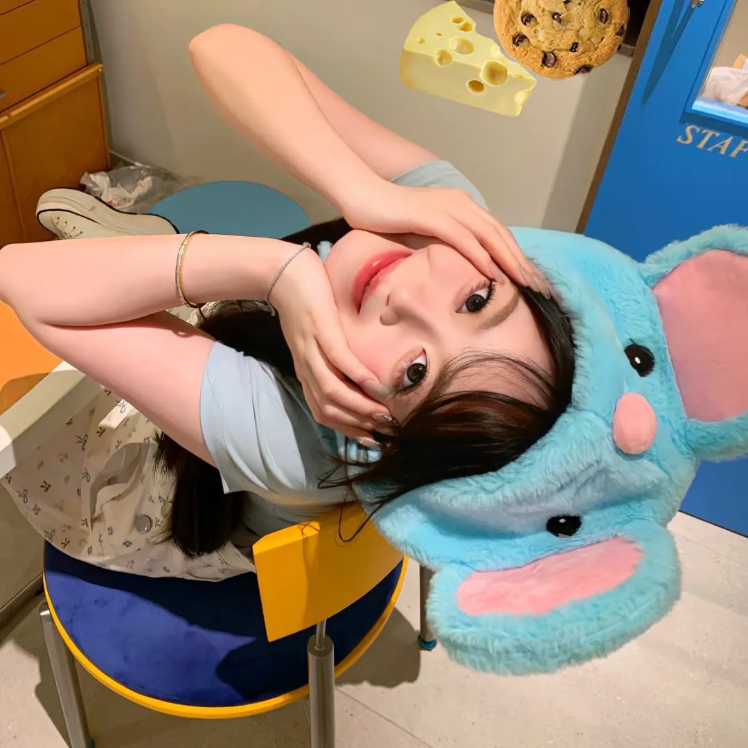 恶灵坎蒂莎海报